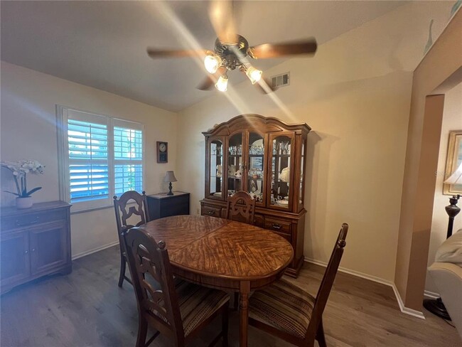 Building Photo - 1340 W Corktree Cir