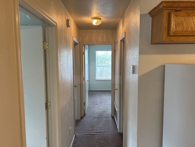 Building Photo - 304 Primrose