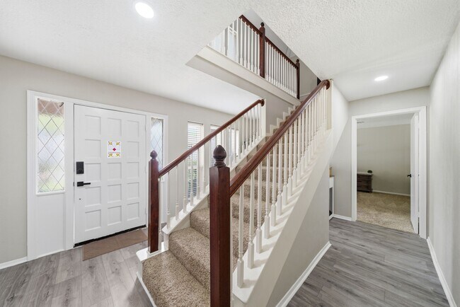 Building Photo - 12935 Belgrave Dr