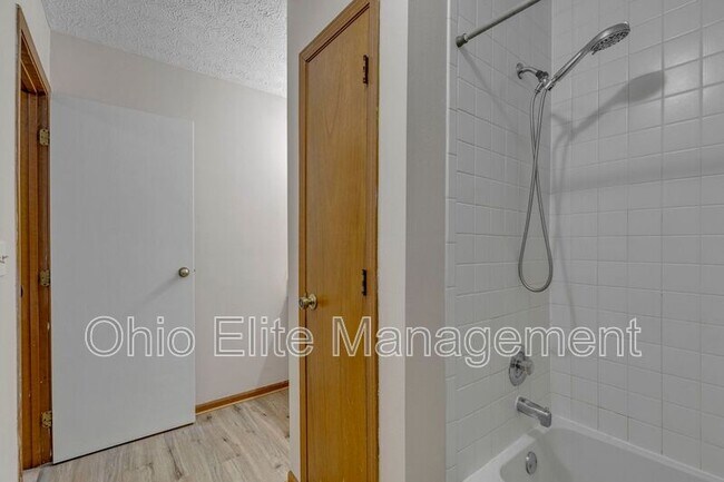 Building Photo - 229 Cantwell Ct