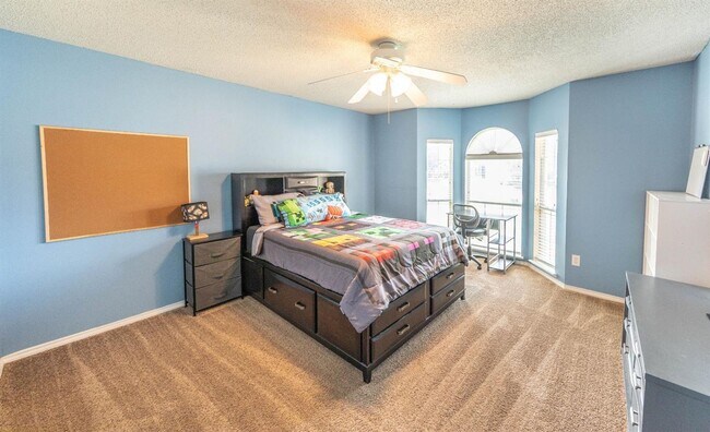 Building Photo - Lovely Home in Southwest Lubbock