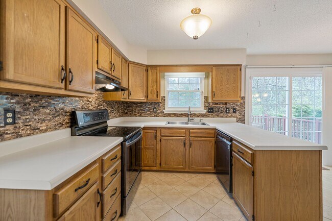 Building Photo - Peaceful and Convenient 3 Bed, 2.5 Bath Home