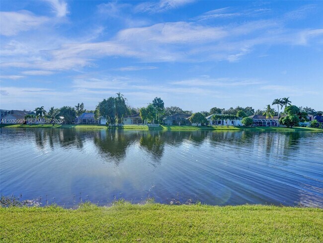 Building Photo - 4310 NW 63rd Ave