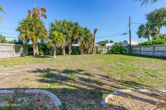 Building Photo - 152 Longwood Dr