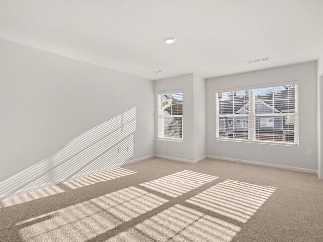 Building Photo - 30 Robinson Ridge