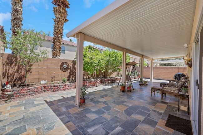 Building Photo - Southern Highlands 3 Bed 2 Bath Single-Story Home with Large Kitchen, Open Layout, Covered Patio