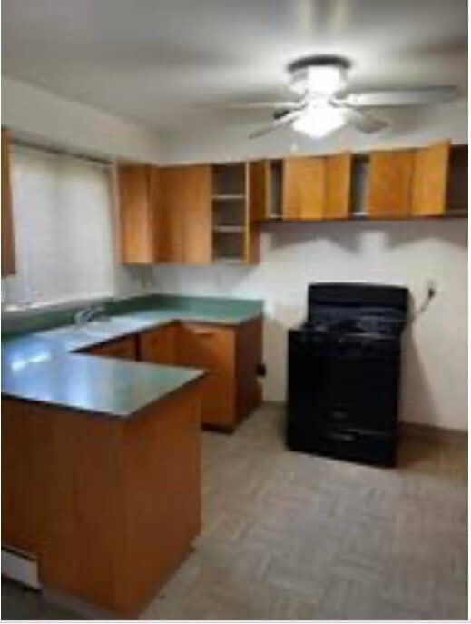 Building Photo - 42 Miriam St