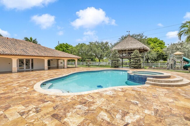 Building Photo - 6300 SW 190th Ave