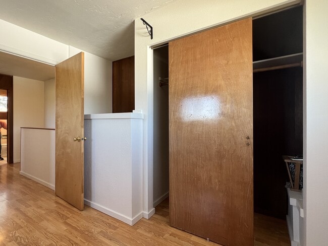 Building Photo - 1268 Fernwood Dr