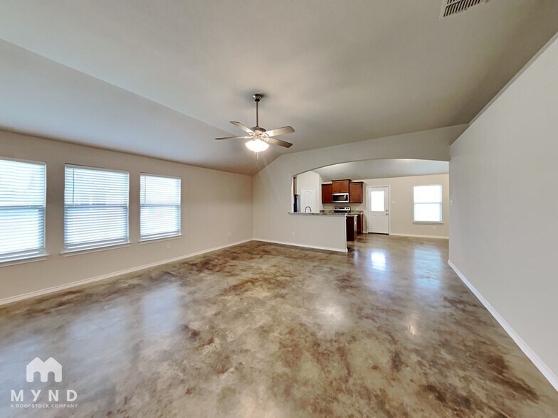 Building Photo - 7201 Mistletoe Trail
