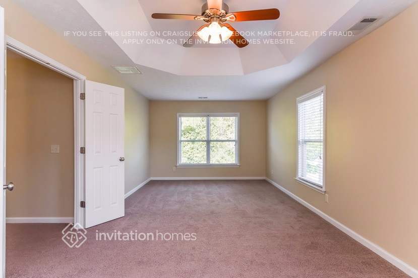 Building Photo - 3390 Cooper Woods Dr