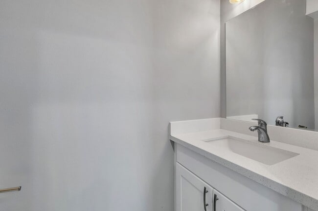 Building Photo - 9220 35th Ave SW