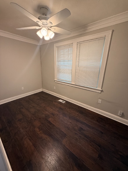 Building Photo - 4431 The Paseo