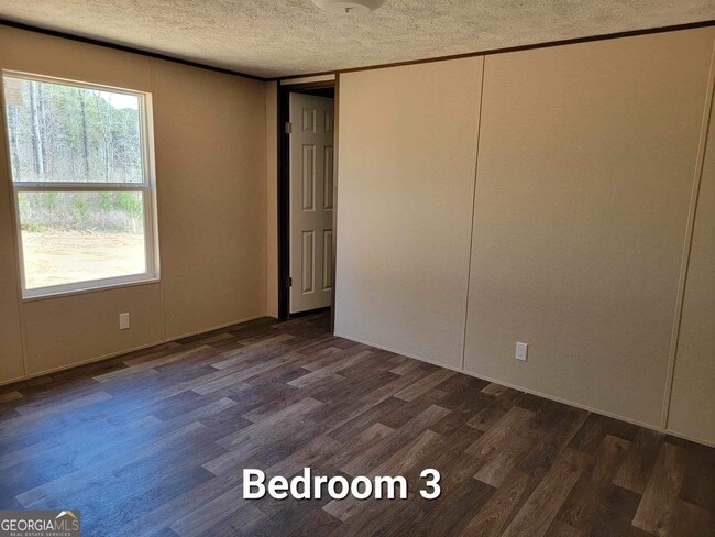 Building Photo - 5012 N Hwy 29