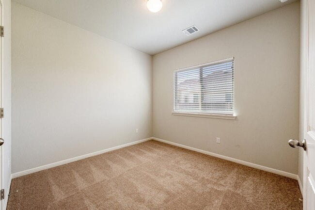 Building Photo - 18031 Lungo St