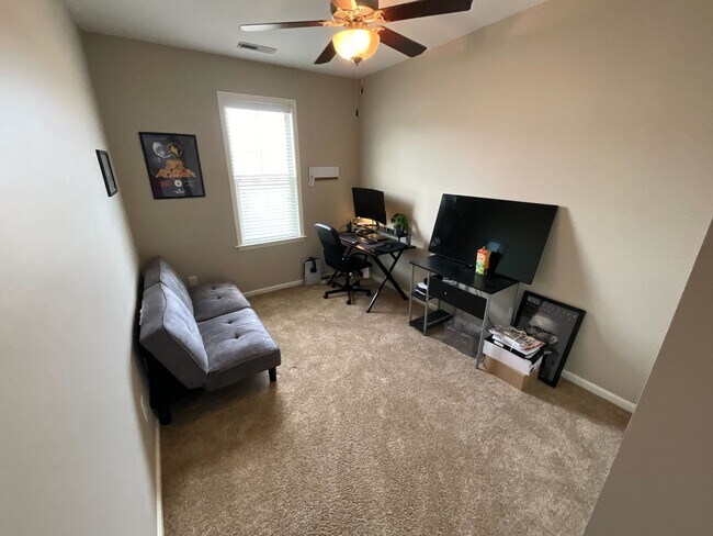 Building Photo - Welcome to Carolina Forest!