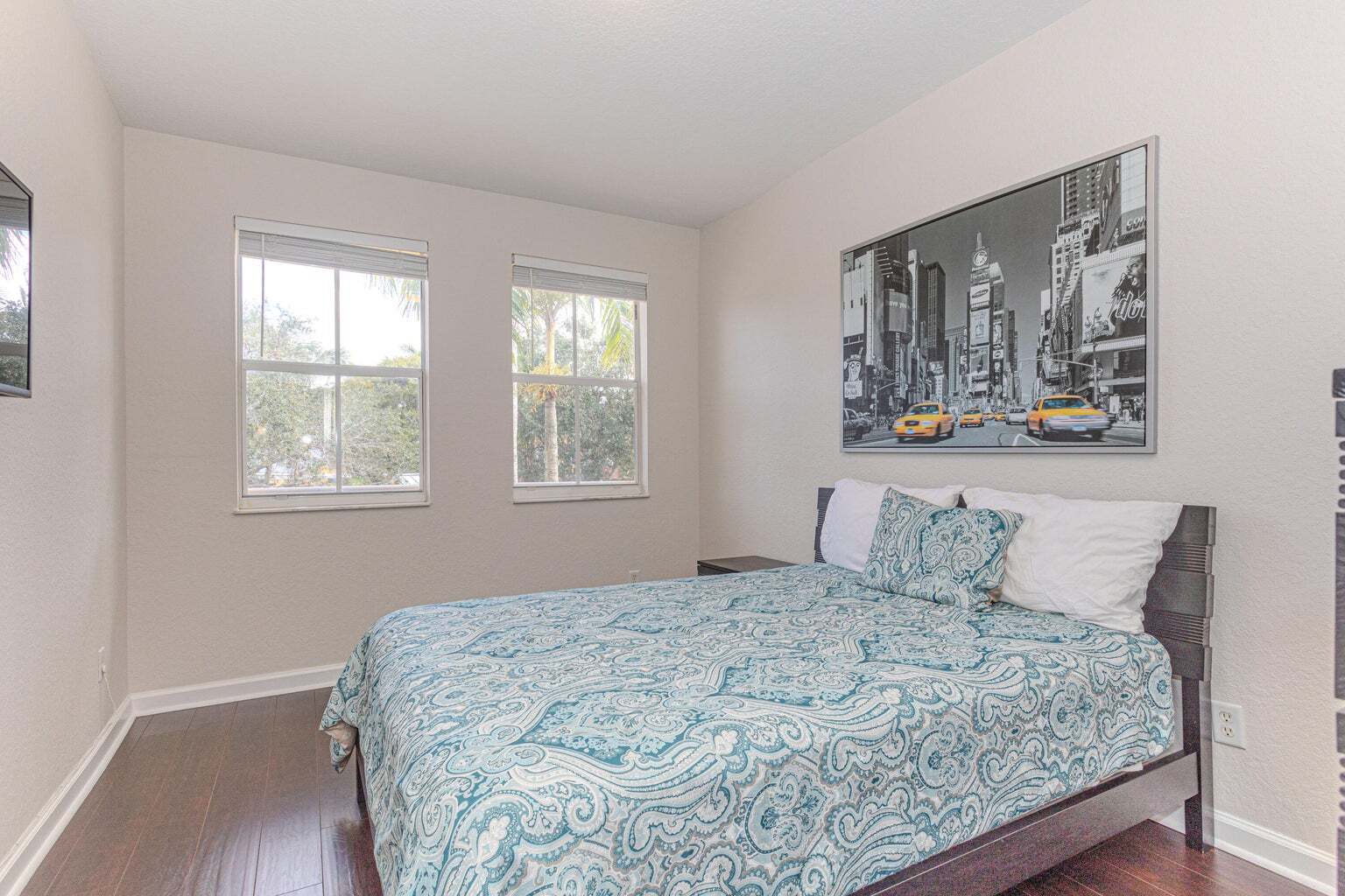 Building Photo - 2320 Shoma Ln