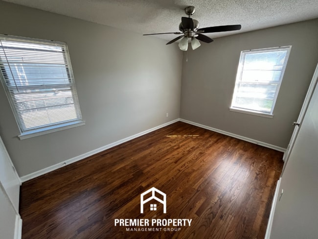 Building Photo - 5605 Loch Lomond Rd