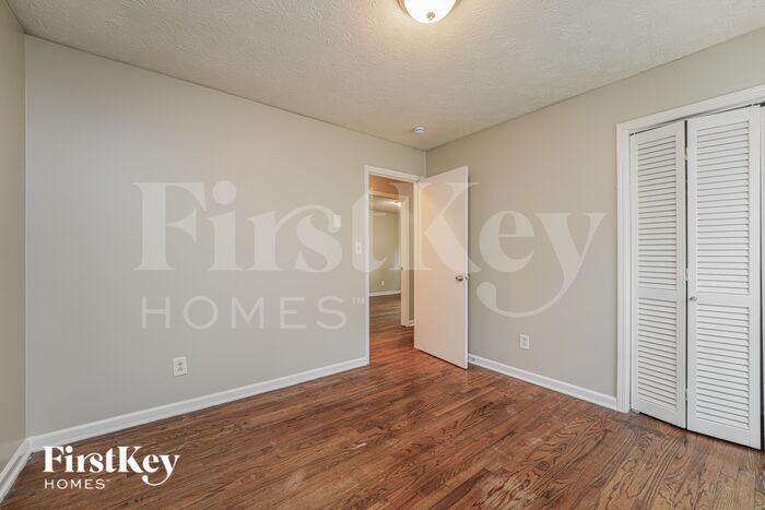 Building Photo - 4144 Rockbridge Heights Dr