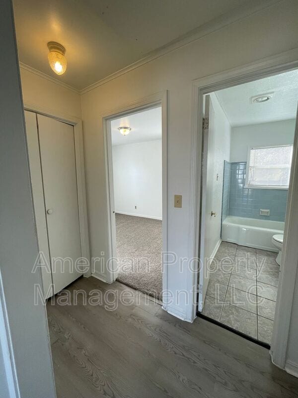 Building Photo - 2730 N Main St