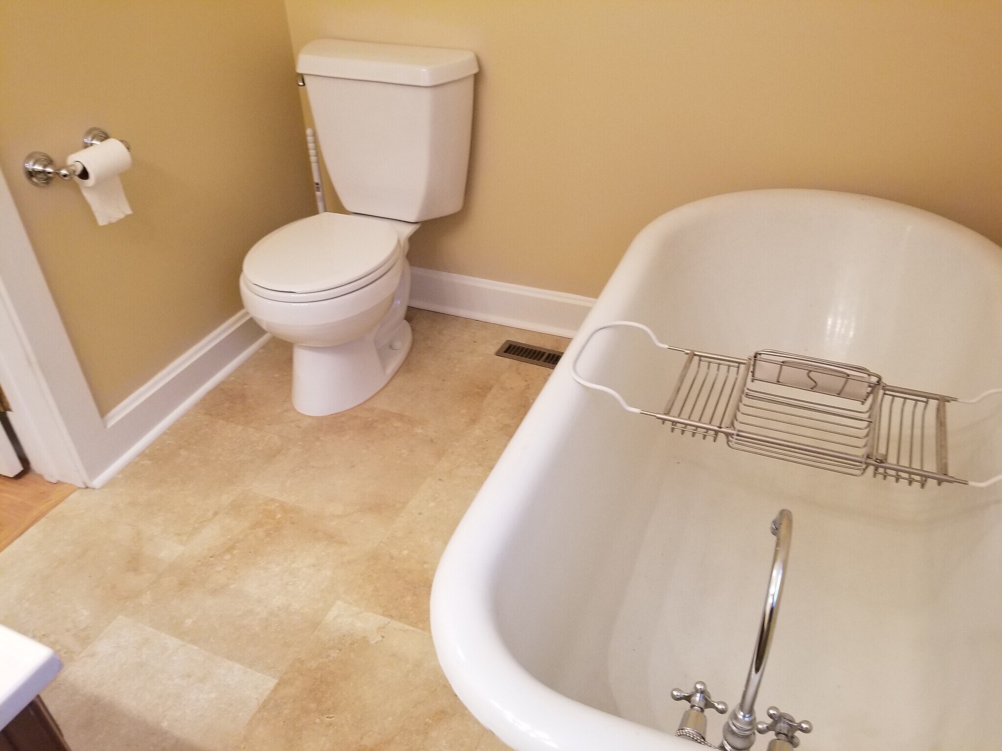 Full Bath off dining room - 1056 Highland St