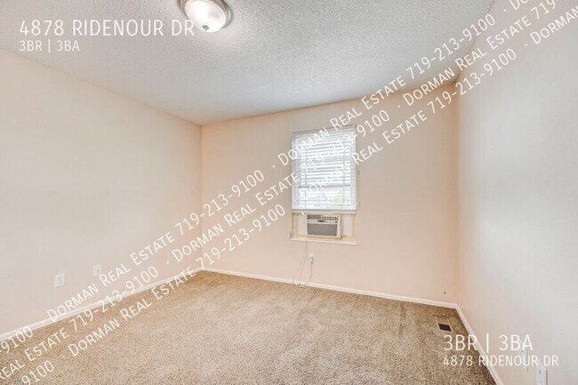 Building Photo - 4878 Ridenour Dr