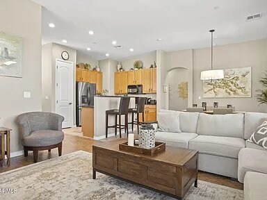 Building Photo - 10055 N 142nd St