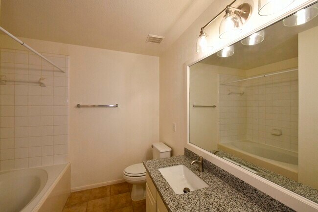 Building Photo - 13070 Lawsons Creek Ln