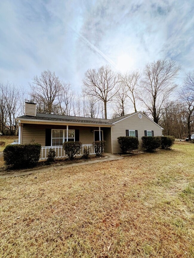 Primary Photo - 3 Bedroom Home in Campbell County