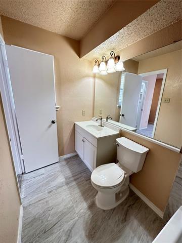 Building Photo - 638 Grinnell Dr
