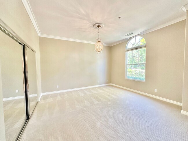 Building Photo - Beautiful Single-Level Custom Home with Serene Backyard Space in the Lovely Peppertree Park Commu...