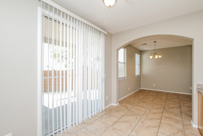Building Photo - 564 Fork Mesa Ct