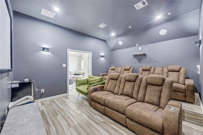 Building Photo - 14 Rancher's Trail