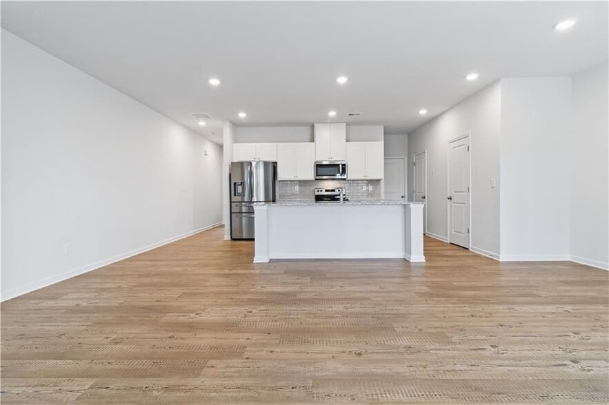 Building Photo - 5113 Sidney Sq Dr