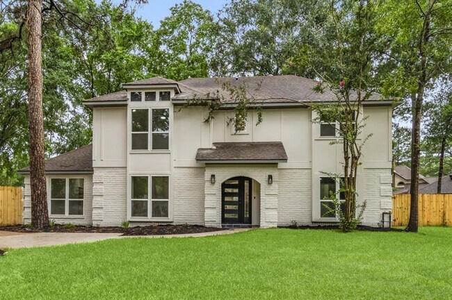 Primary Photo - 9 Indian Cedar Ln