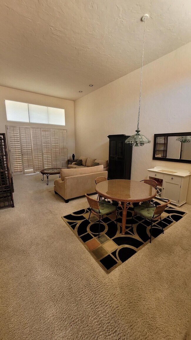 Building Photo - 54673 Oak-Hill