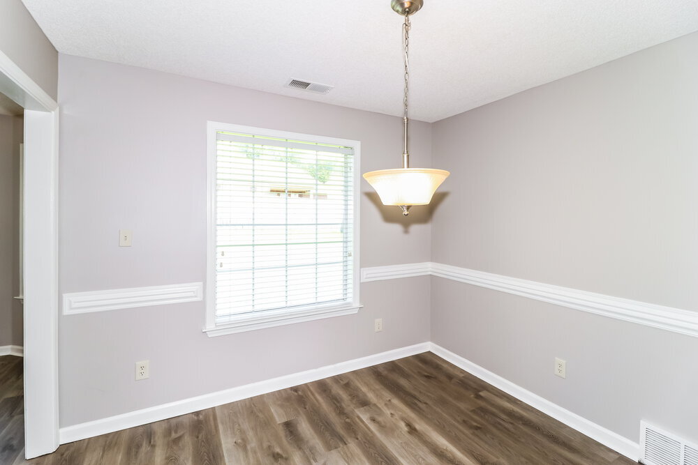 Building Photo - 1052 Mossy Knoll Dr