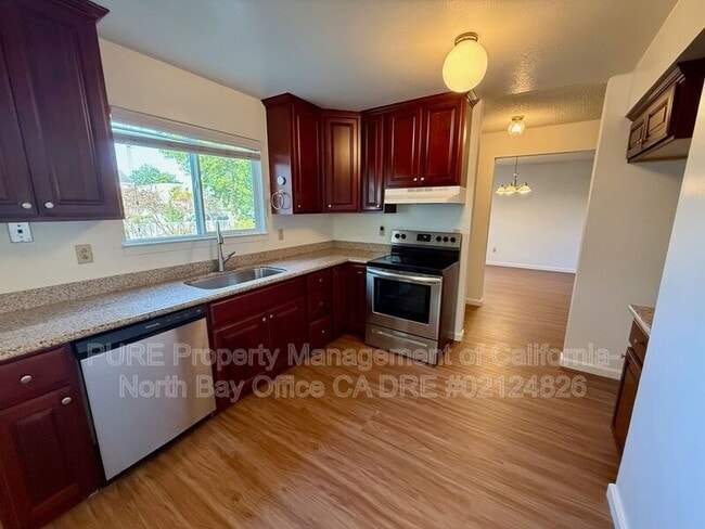 Building Photo - 624 Nikki Dr