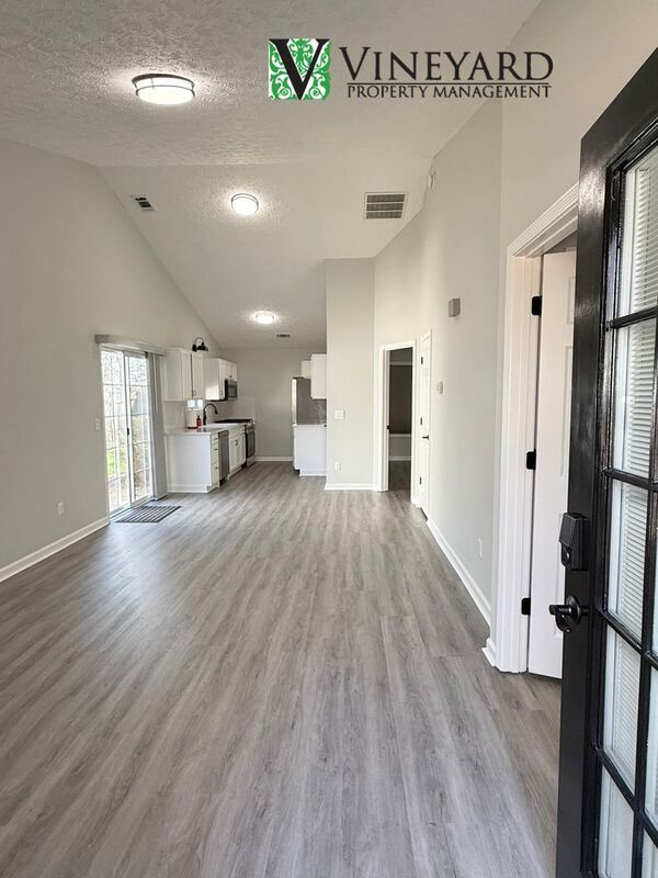 Building Photo - 1095 Britley Park Ln