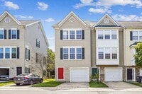 Building Photo - 23076 Fontwell Square