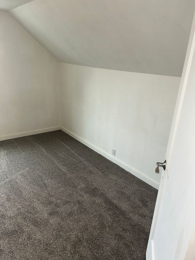 Building Photo - 29133 Milliron Rd