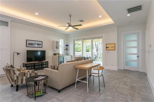 Building Photo - 3611 2nd Ave N