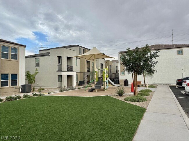 Building Photo - 5672 Beguiling Falls St