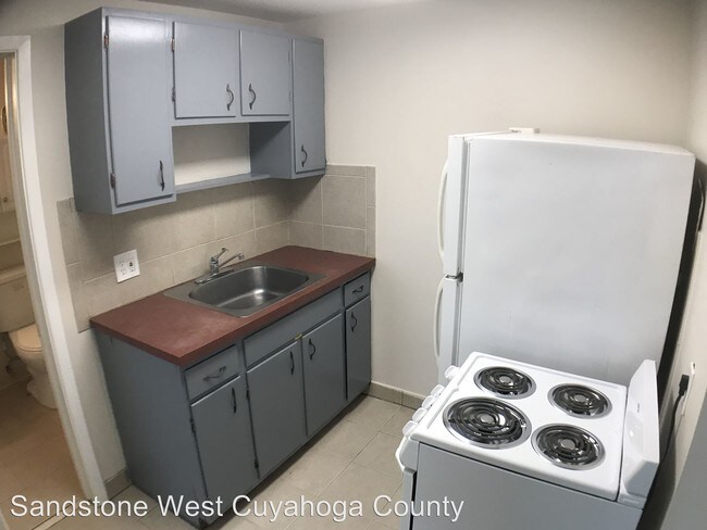 Building Photo - 1456 W 107th St