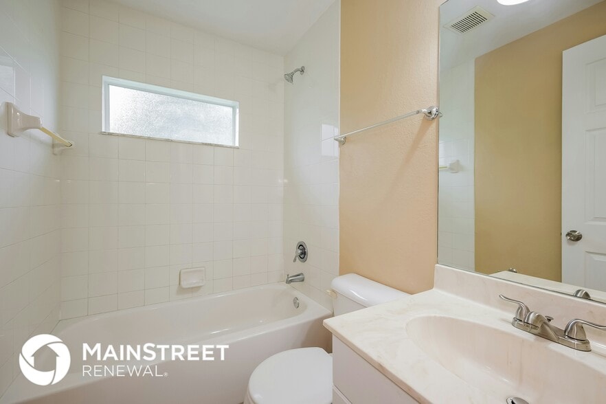 Building Photo - 1917 Kester Ave