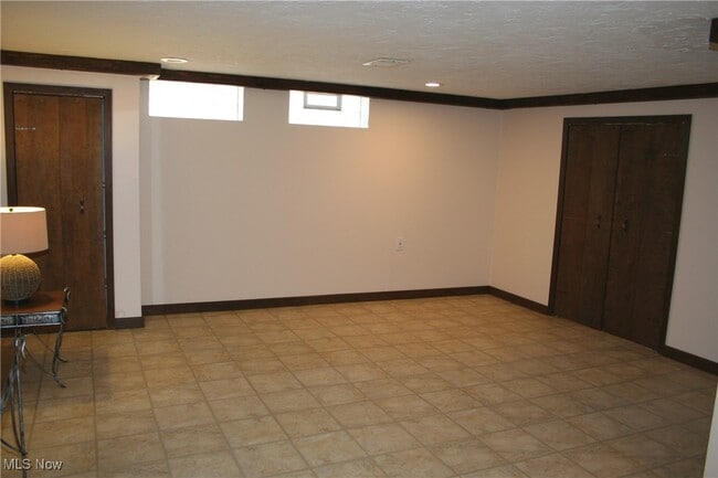 Building Photo - 1269 Bonnie Ln