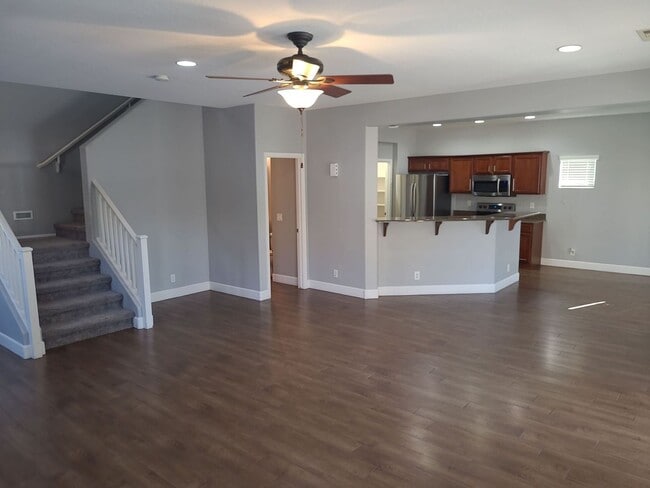 Building Photo - Ideal Living in Highland Groves: Stunning Cul-de-Sac Home with Builder Upgrades, Open Floor Plan,...