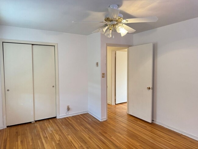 Building Photo - Timeless All-Brick Charm Near Madison St! 3 Bed 3 Bath with Detached Garage!