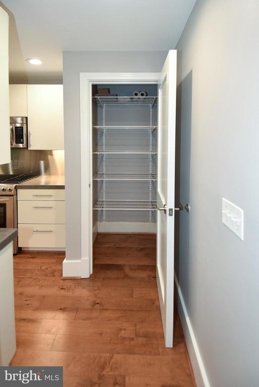 Building Photo - 2100 11th St NW