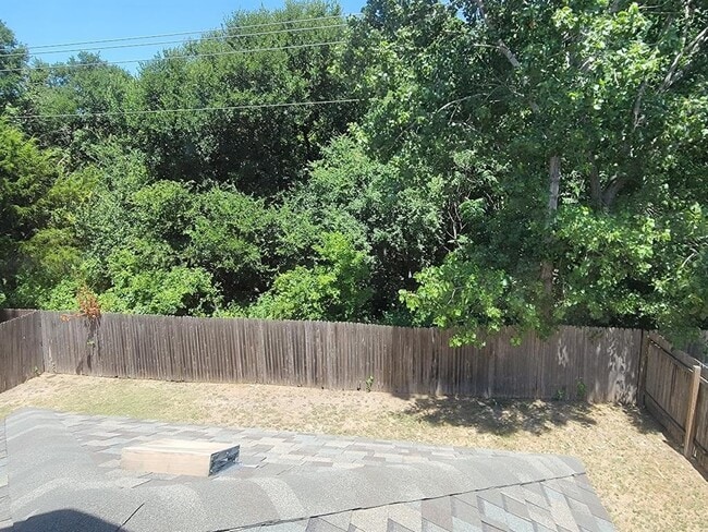 Building Photo - 14808 Sassafras Trail